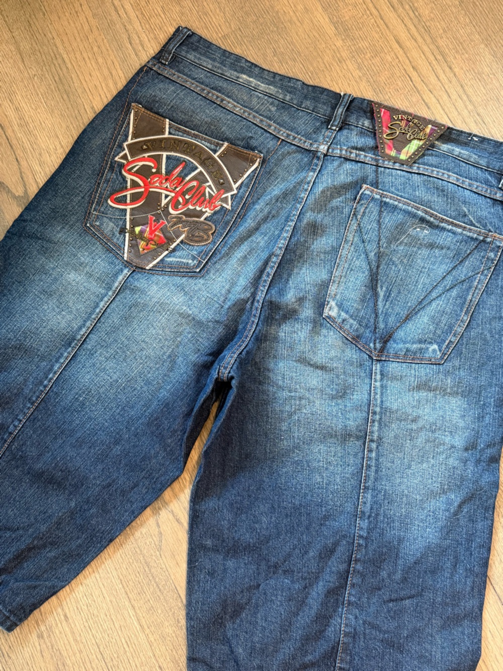 Vintage Y2k Pelle Pelle Embroidered Baggy Jorts: Size 38